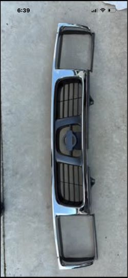 2000 Nissan frontier grill