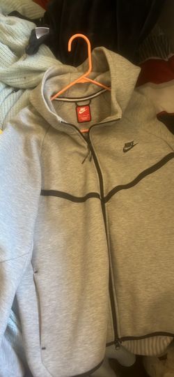 Nike tech