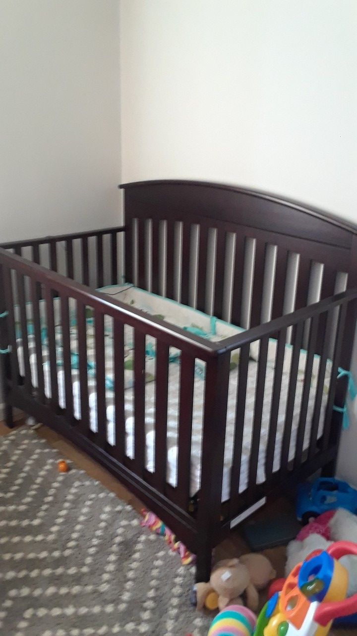 Baby crib