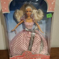 1997 Mattel 35th Anniversary Barbie Walmart Special Edition Blonde New in Box