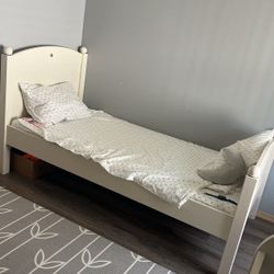 Twin Bed 
