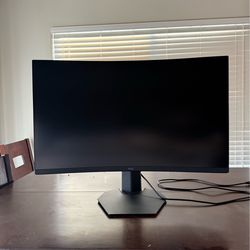 Curved Gaming Monitor 32”