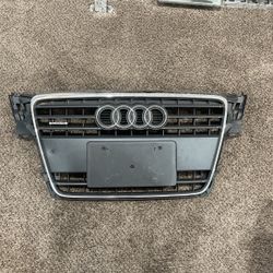 Front Bumper Grille 2009-2012 Audi A4 OEM