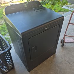 Gas dryer no longer need just like new