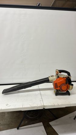 STIHL Gas-Powered Handheld Leaf Blower