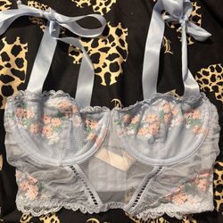 blue “corset” like crop top