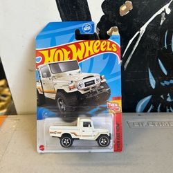 2021 Hot Wheels 1/64 scale Toyota Land Cruiser Treasure Hunt