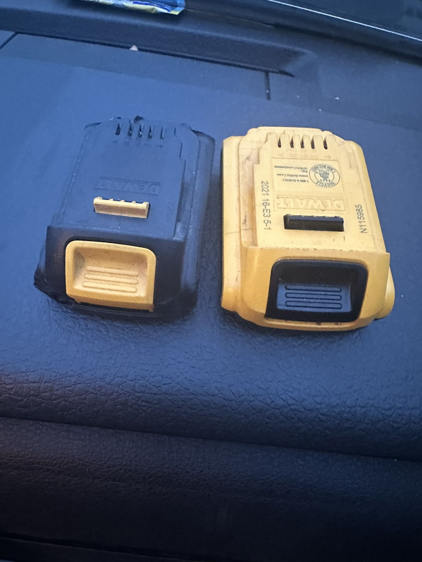 Dewalt 20V MAX Compact Lithium Ion Batteries