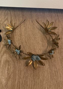 Brand New Anthropologie Gold and Crystal Floral Headband