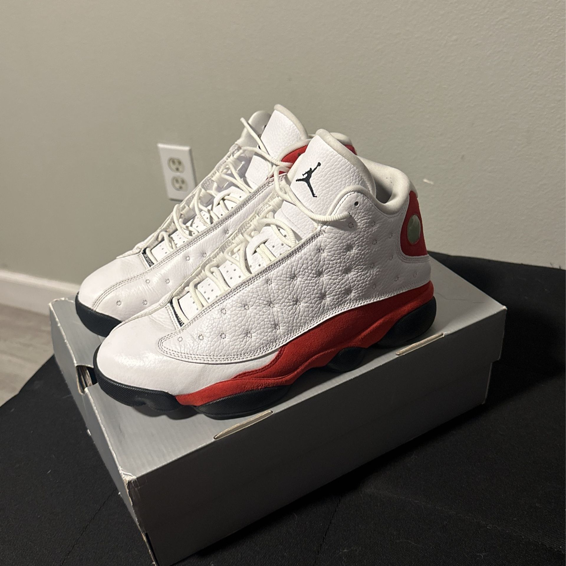 Jordan 13 OG Chicago Size 10