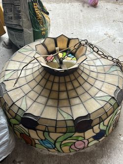Tiffany hanging lamp