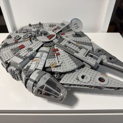 Lego Millennium Falcon