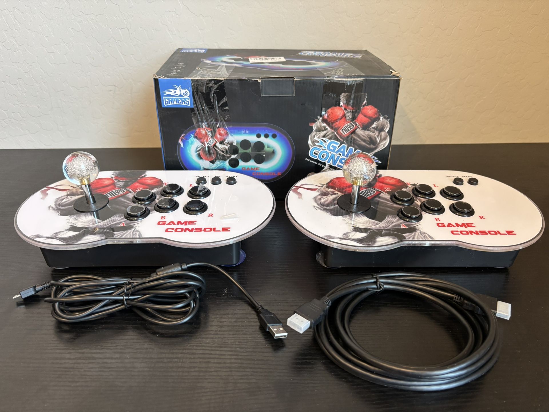 Portable Pandora Box  10,000 in 1 Retro Video Games 3D Bluetooth Arcade Console  Ships same day! Open box item appears new/ very lightly used! 