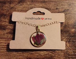 Handcrafted Flower Pendant Necklace