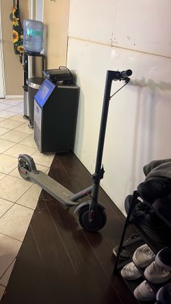 Electric scooter