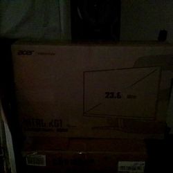 Gaming  monitor ACER 23.8 " / Gaming PC Case
