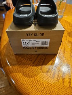 YZY Slide Kids Size 11K 
