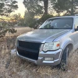 2010 Ford Explorer