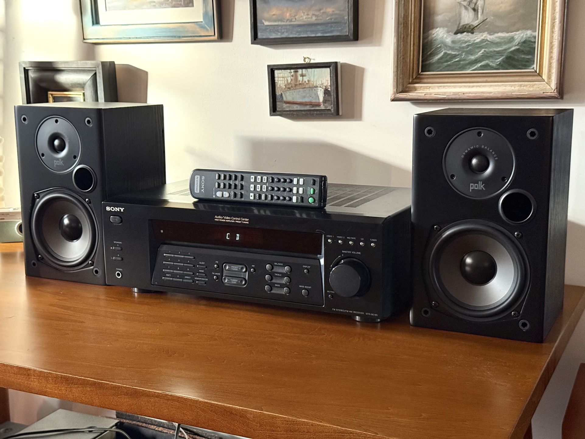 Nice Stereo System - Sony STR DE195 w Remote + Polk T15 Speakers