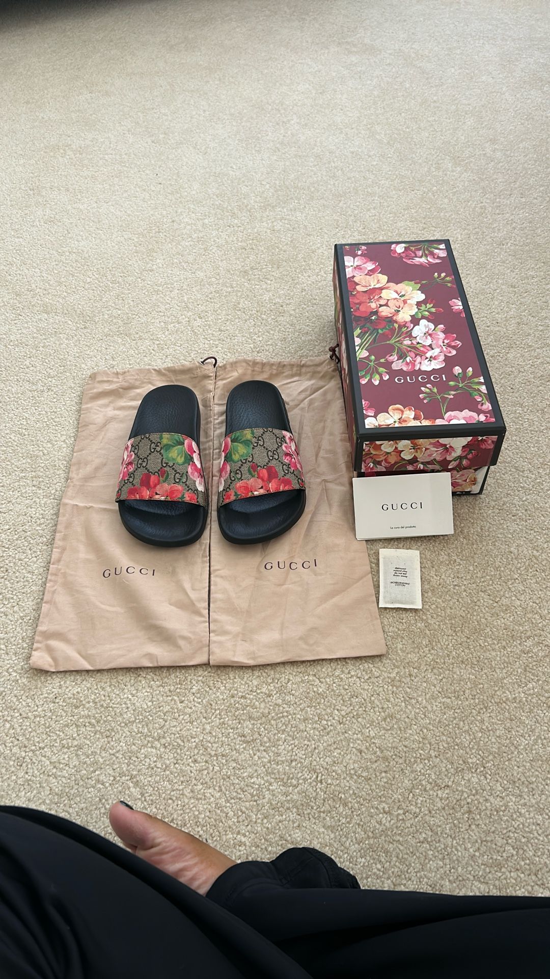 Women’s Gucci Floral Slides