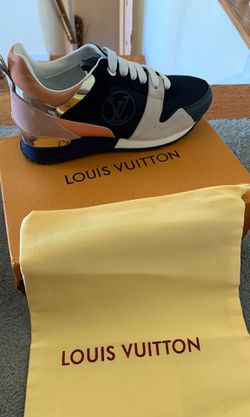 Louis Vuitton (women’s size 7)