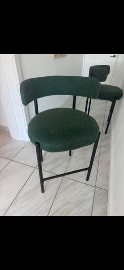 2 Chairs