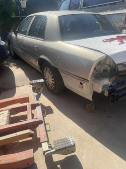 2006 grand marquis