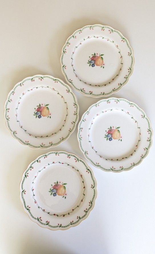 Set Of 4 NIKKO In Season Dinner Plates, Fine Tableware