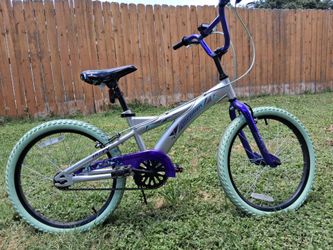 20" jazzman huffy youth bike - near SeaWorld