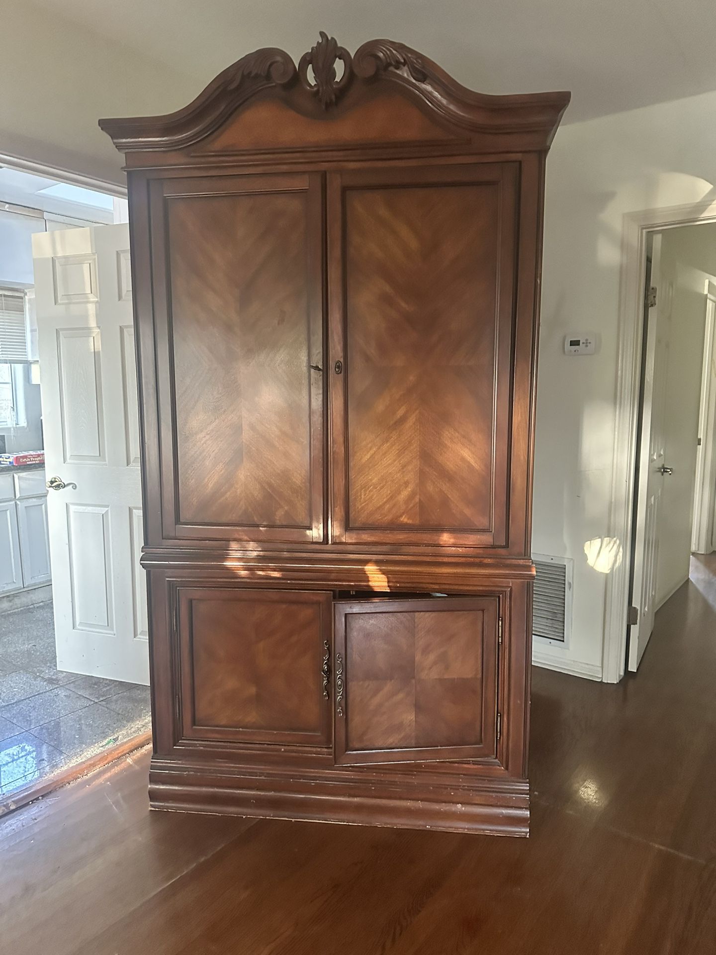 Dresser And Desk