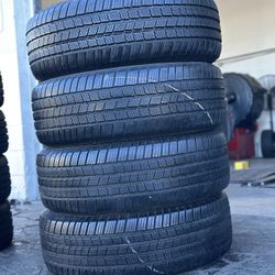 SET OF TIRES 245 55 19 MICHELIN 85% LIFE