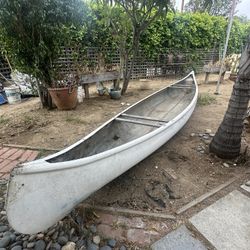 Canoe 17 Ft Fiberglass