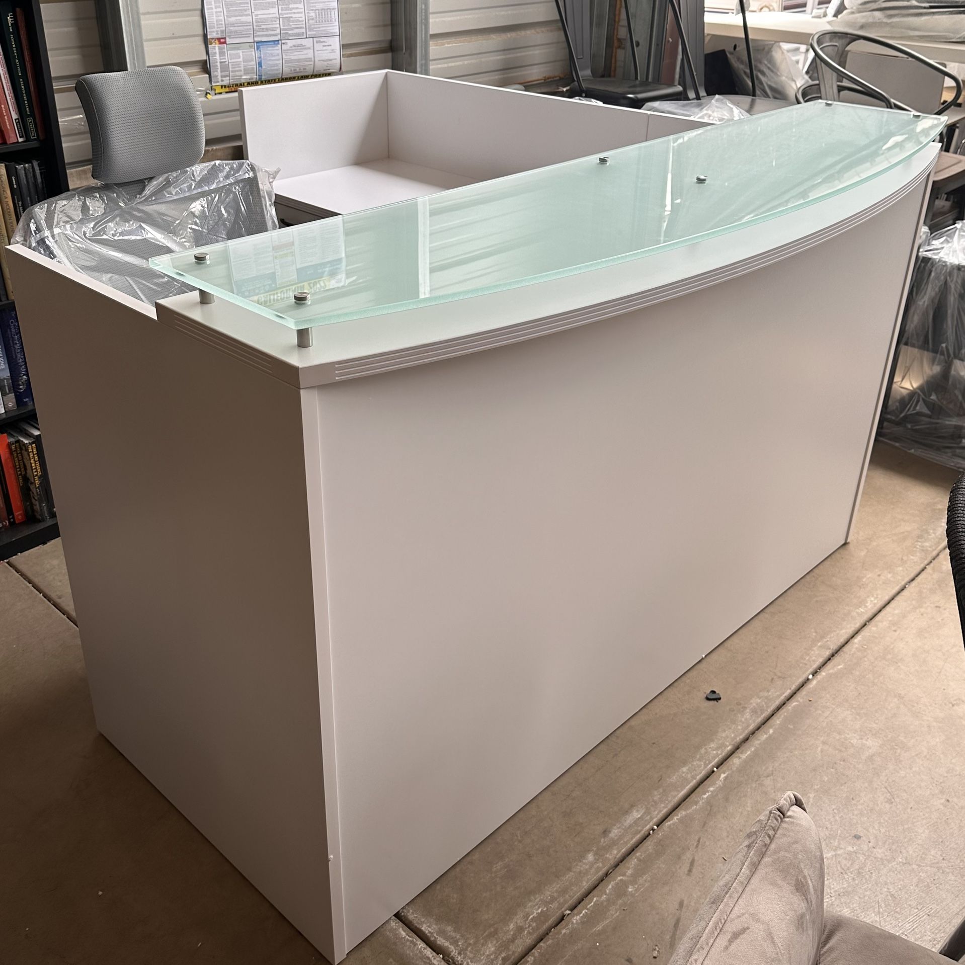 Office Furniture Receptionist