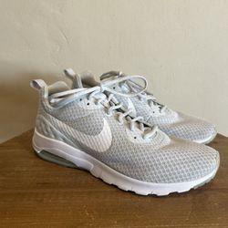 Nike Women’s Tanjun Air 