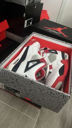 Jordan 4 fire red