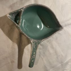 Vintage Pfaltzgraff double spelt gravy boat with handle turquoise color