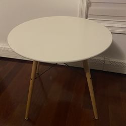 White Round Table