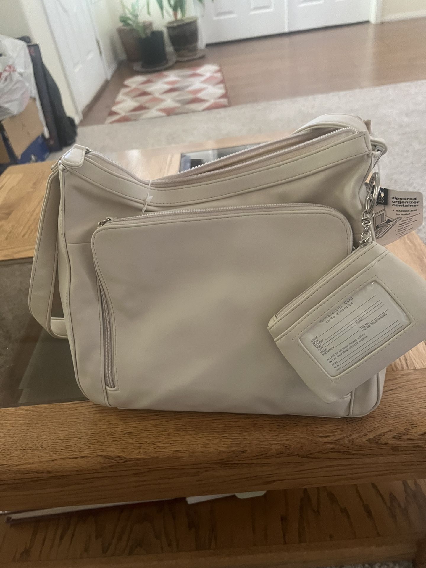 New Purse With Accessories’