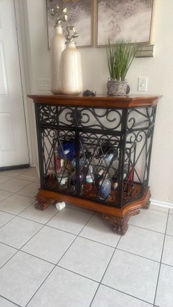 Buffet table/Bar