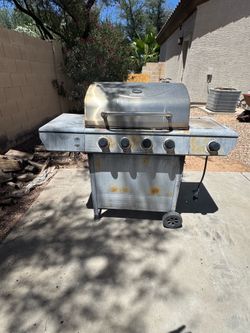 Used Gas Grill (without tank)