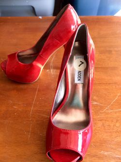 Red heels Steve Madden