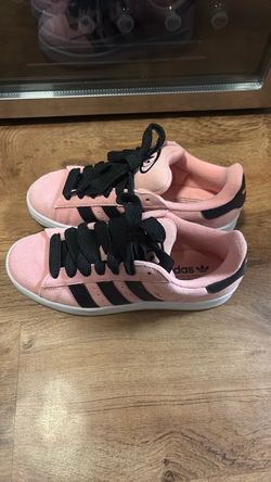 Size 9 pink campus, Adidas