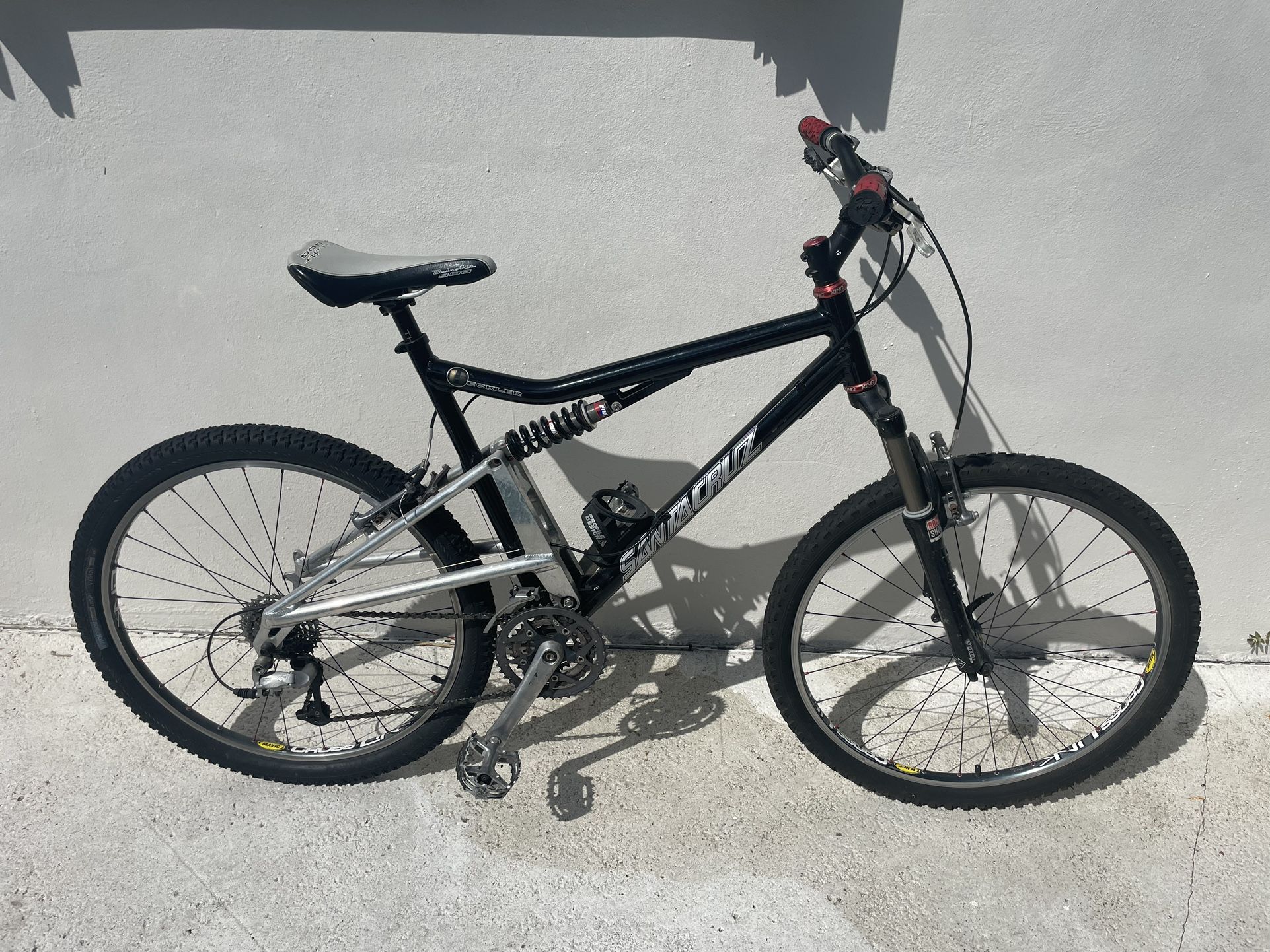 vintage full suspension mountain bike