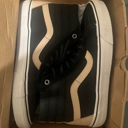 Vans, Black/ Beige, 9.5 Men