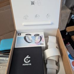 Selling 128g Quest 3 With Tons Of Extras