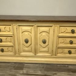 Dresser - Yellow Finish
