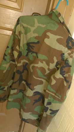 Camo jacket men's medium lightweight