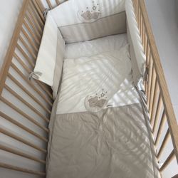 SNIGLAR Crib Ikea Mattress included 