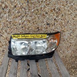 2006-07 Subaru Forester Left Headlight 