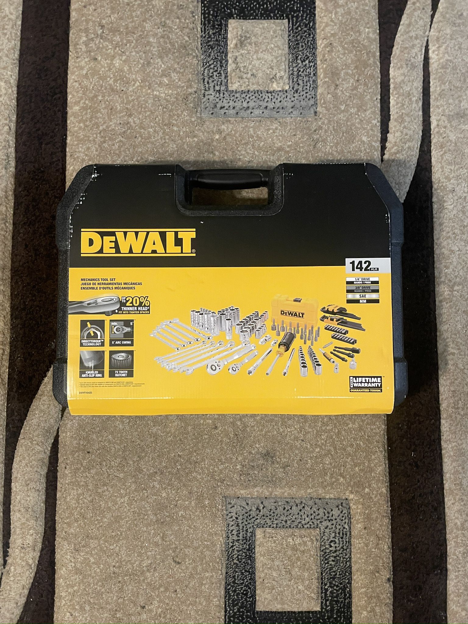 DEWALT 142Pc Mechanics Toolbox